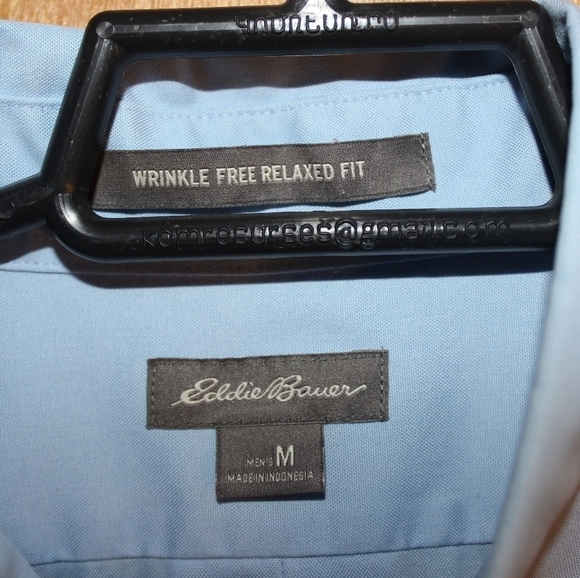 Eddie Bauer Wrinkle Free Relaxed Fit Button Down Shirt - Picture 4 of 7